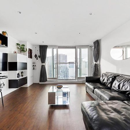 Two Bedroom Apartment - London Excel Stays Esterno foto
