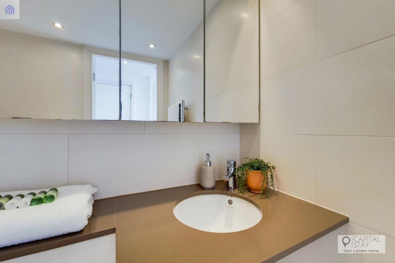 Two Bedroom Apartment - London Excel Stays Esterno foto