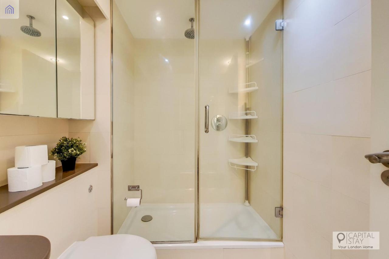 Two Bedroom Apartment - London Excel Stays Esterno foto